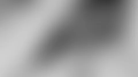 Meine P***Y wird sehr intensiv massiert🥵🥵 extra nah gefilmt baby damit du es genau sehen kannst 🔥🔞 mein Stecher zieht mir meine schamlippen lang 🔥🥵😈 würdest du mir auch gerne so intensiv an mei