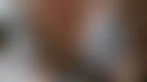 Soll ich lieber den BH wieder ausziehen?
