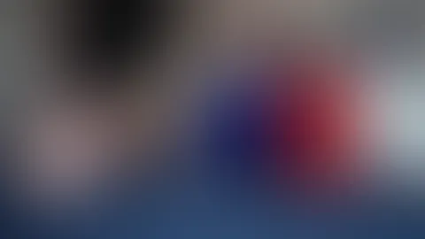 Supergirl ist schwanzgeil doggy abgef**kt spritz auf meinen a***h