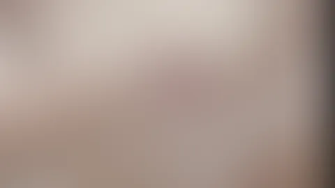 In der Badewanne mit Titten spielen