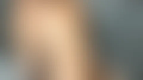 Nackte Morgengrüsse aus der Dusche..