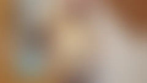 Wenn das meine Familie sieht! Zum 1x die Beine breit im Internet