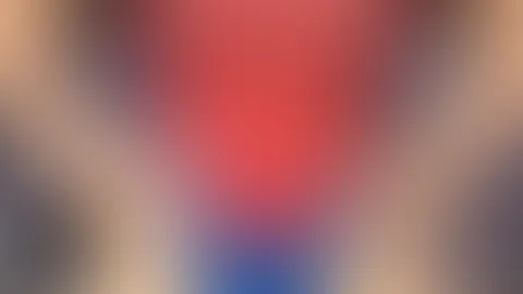 Sexy Spider-girl wackelt mit den Titten😜🍒🕷️