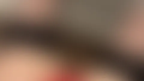 Habe meine neuen Strümpfe probiert und dabei ein kleines Video gemacht 😊📹️ wie ich mich Streichle. Natürlich konnte ich nicht die F****r von meiner P***y lassen 😄😘🔞