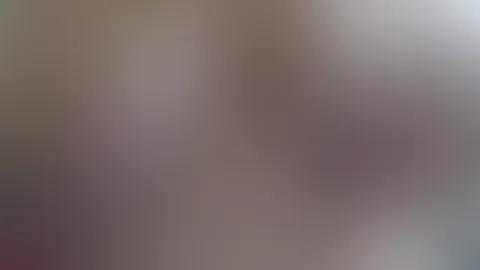 ich werde beim eincremen einfach immer wieder geil.
