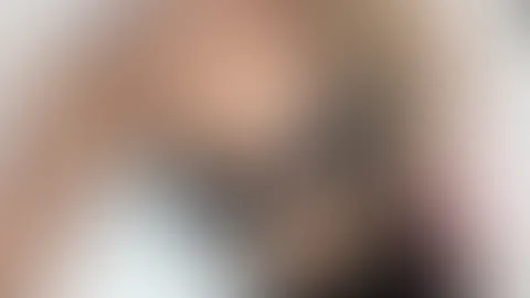 Darf ich so in dein Bett hüpfen? 😈