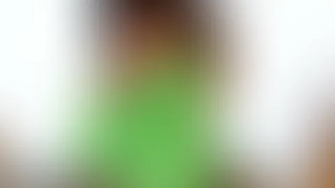Was verbirgt sich wohl unter meinen Händen 😼
