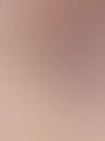 Ein Blick auf mich, und deine Fantasie läuft heiß. Lass mich wissen, was du denkst. 🔥