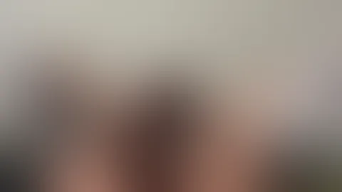Missionar Selbstf**k mit 27cm Dildo đđ