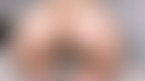 Ups, da hab ich doch total vergessen ein Höschen drunter zu ziehen 😉 Findest du aber sicher nicht schlimm, oder?
