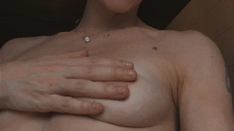 Frisch geduscht wünsche ich einen schönen Mittwoch💋🔥