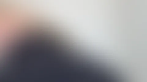 Mir ist sooo heiß das ich garnichts unter meinem Rock trage 🔥😈