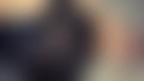 Willst du noch mehr von mir sehen? Dann schreib mir 😈 Ich schreibe dir auch sicher zurück 🔥