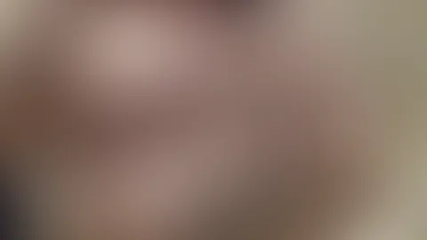 Ganz wichtig: nach dem Duschen eincremen. Stell dir vor, das wäre keine Creme, sondern dein S****a.😏😉💦
