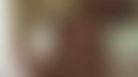 Wenn du mich im Cafe geil machst 🤤💦 würdest du dich trauen mich dort zu f**ken ?🤓😋