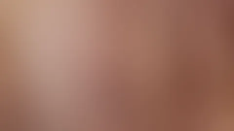 Möchtest du mehr von meiner engen p***y sehen
