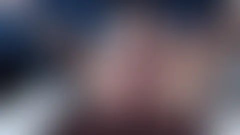 Nach dem ersten Mal Webcam alleine, noch ein bisschen masturbiert.