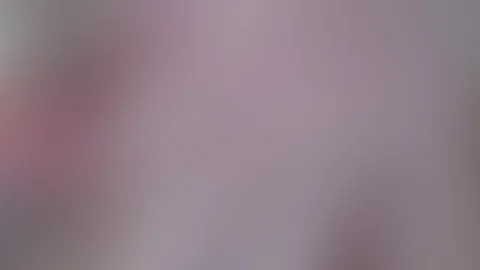 Wenn DU mich mit deinen Worten im Chat soooo geil machst...und ich eine helfende Hand zur Stelle habe đ