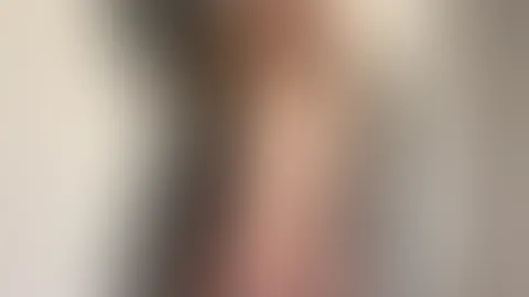 Darf ich deine geile Leder S******e sein?😈🔥 Kostenlos für Abonnenten!