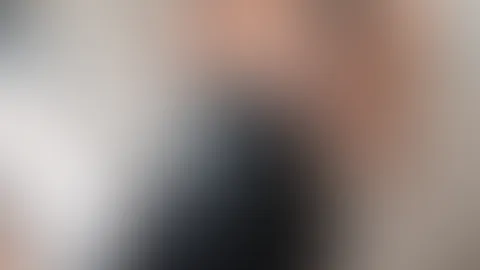 Die Katze ist aus dem Sack und weiß ihre Peitsche gut einzusetzen 😼