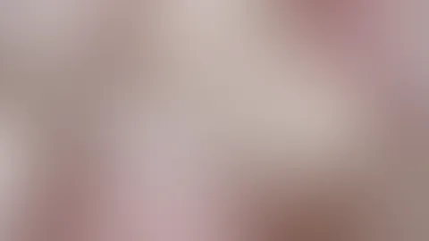 Mein lieblings Glasdildo...❤️...wird umschlossen von meinen weichen, zarten Lippen und gleitet langsam rein...🥵....stell dir nun vor...es wäre dein S*****z ❤️🔥