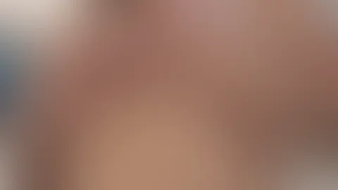 Ich hätte gern deine/eure ganze w***e auf meinen titten 🥵😈 ich steh auf s****a und hätte gern mal eine richtige s****a dusche 🤤💦 also kommt und wixxt mich schön voll 🥵🥵 Vielecht finden finde ic