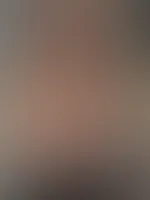 Na Hupsi đ Wollt eigentlich nur kurz checken, wie ich ausseh... und zack â plötzlich waren da meine riesigen BrĂŒste đ€·ââïžđž