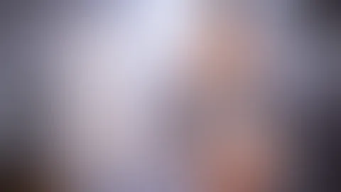 Stell dir vor du kommst ins Hotel und ich stehe so als Zimmermädchen vor dir 😈😈😈