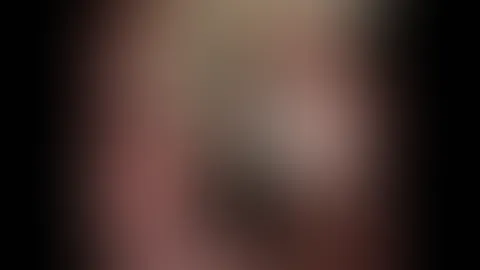 🔥🔥heisses Girl/Girl Video + Orgasmus durch F**kmaschine💦🍆