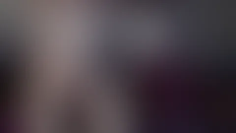 Ich liegend auf dem Bett, gefesselt, mit Halsband und Knebel . Und trotzdem besorge ich es mir mit meinem Dildo, meinem ei Vibrator selber. Nahaufnahmen garantiert . Ganze 7 min