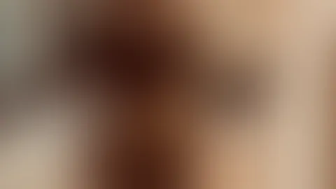 Zieh mich bitte gar aus 😈