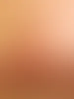 Magst du mit mir nackt anstossen?