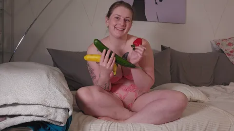 Mit Essen spielt man nicht - aber Spaß haben darf man schon oder? 🍓🥒🍌🔥