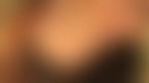 Ich mache es am liebsten mehrmals am Tag, ganz ungestört und sitzend 😘😏🤤 - Nämlich meine social Media feeds durchscrollen 🤪😜📱