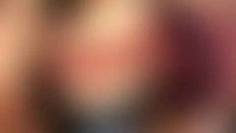 Willst du unters Röckchen schauen? 💋