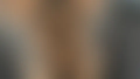 Meine absolute Lieblings F**k Position ist Doggy😜 Ich liebe es wenn ich von hinten gef**kt werde! Schaut wie ich dabei abgehe und wie cremig meine Löcher schon sind😋♥️ Geiles Wochenende euch allen �