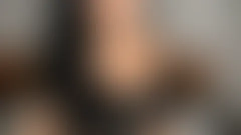 Ich wünsche Dir ein geiles Wochenende 💕 kommst du her und legst Dich zu mir?😈