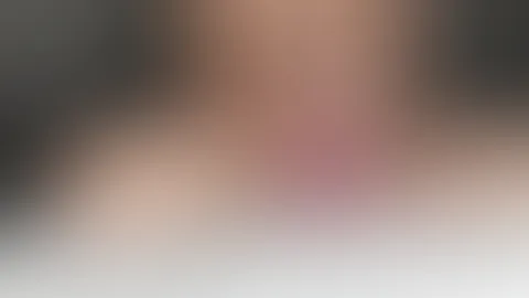 Arschf**k mit dem Riesendildo