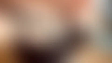 Erst nasche ich ein Stückschokolade.. soll ich dich danach vernaschen? 😈
