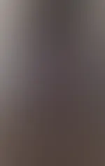 Guten Morgen, meine Sündenböckchen 😈💕 Heute ist es in der Umkleide schon richtig frisch… also habe ich meine geilen schwarzen Nylonstrumpfhosen angezogen 👀✨ So eng anliegend, so verboten heiß… jede