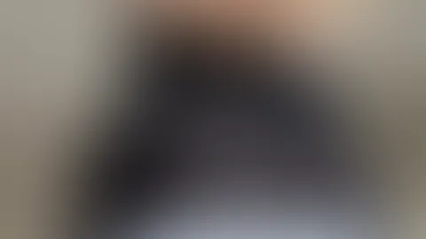 Frisch geduscht 😘 Lust auf mehr? Schreib mir