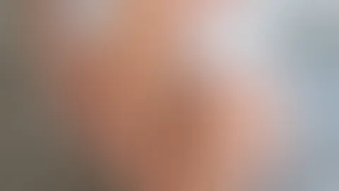 Ohoh wie du siehst bin ich ziemlich in Fummel - Laune, wo soll ich als nächstes weiter machen? 😈
