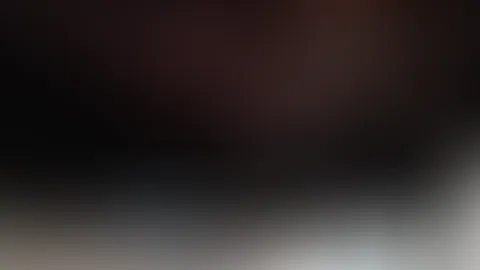 Horny auf dem Balkon
