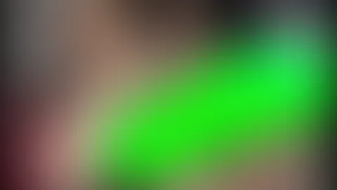 Vom Laserschwert-Dildo gef**kt bis ich tropfe!