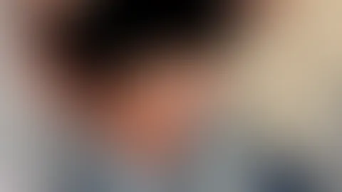War gerade etwas shoppen, schreib mir und du bekommst es unzensiert đđđ