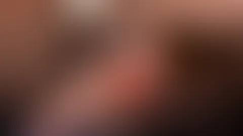 Wie wär's wenn du heute eine süße Blondine knallst anstatt diese blöden Böller? 😏