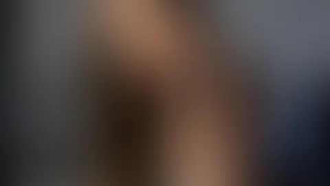 Auf den ersten Blick bin ich süß, aber in Wirklichkeit träume ich von hartem S*x!