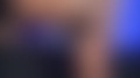 Live Show: Plug in ass / fingern / Dildo f**k