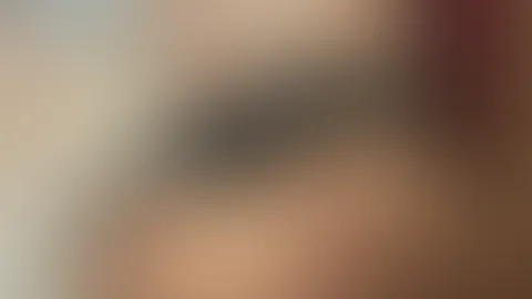 Unterwürfig und bereit 😏