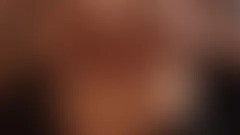 Willst du sehen wie ich meine Titten Knete?🤯